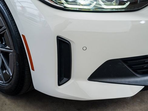 Used 2023 BMW i4 eDrive40 w/ Premium Package image 19