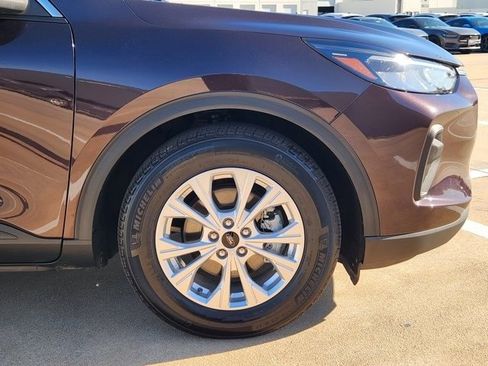 Used 2023 Ford Escape Active image 8