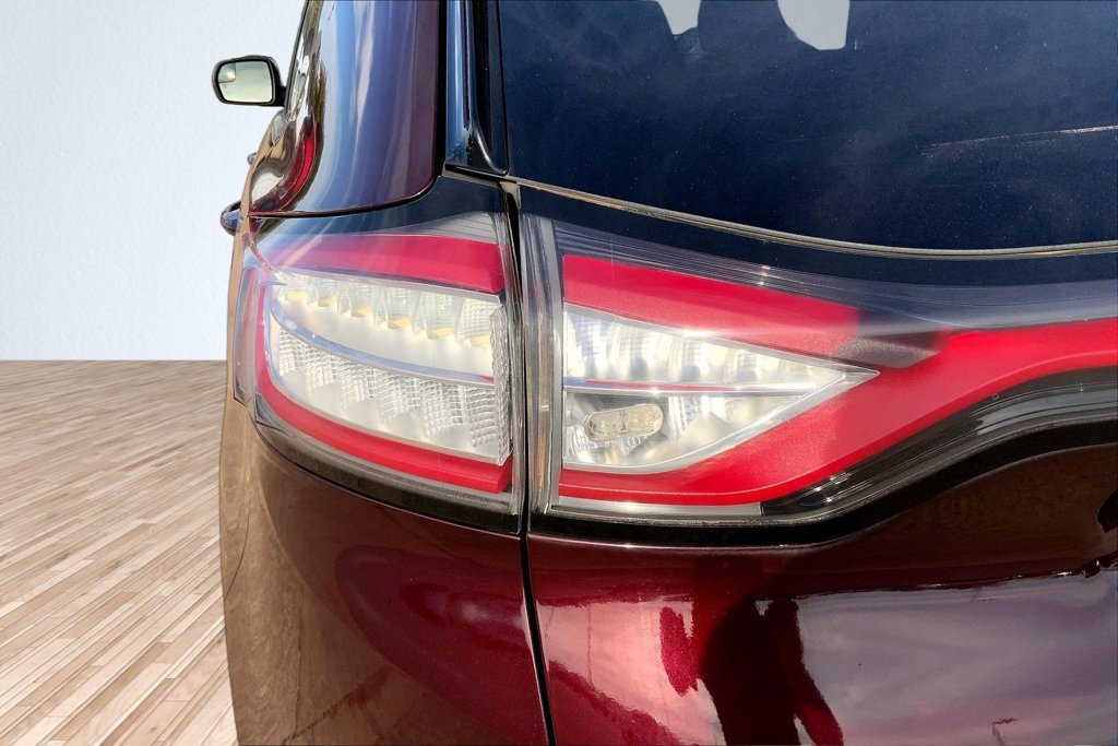 Used 2018 Ford Edge SEL w/ Equipment Group 201A AWD/4WD image 28