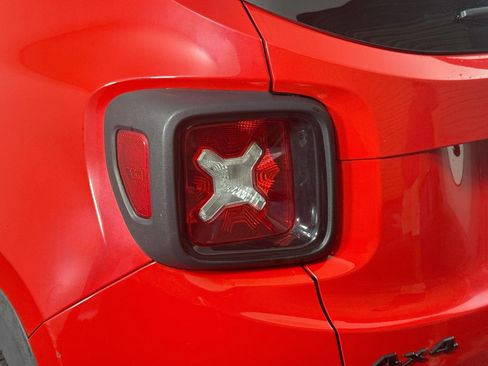 Used 2018 Jeep Renegade Sport w/ Power & Air Group AWD/4WD image 36