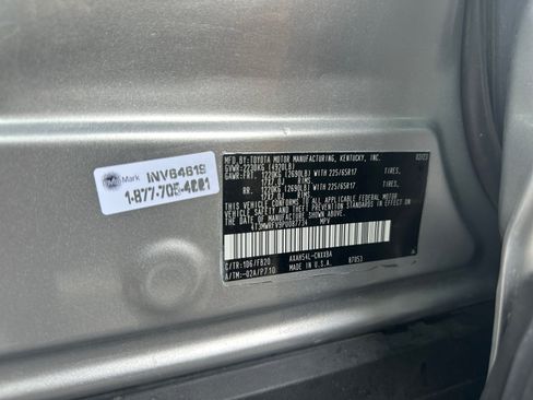 Used 2023 Toyota RAV4 LE AWD/4WD image 30