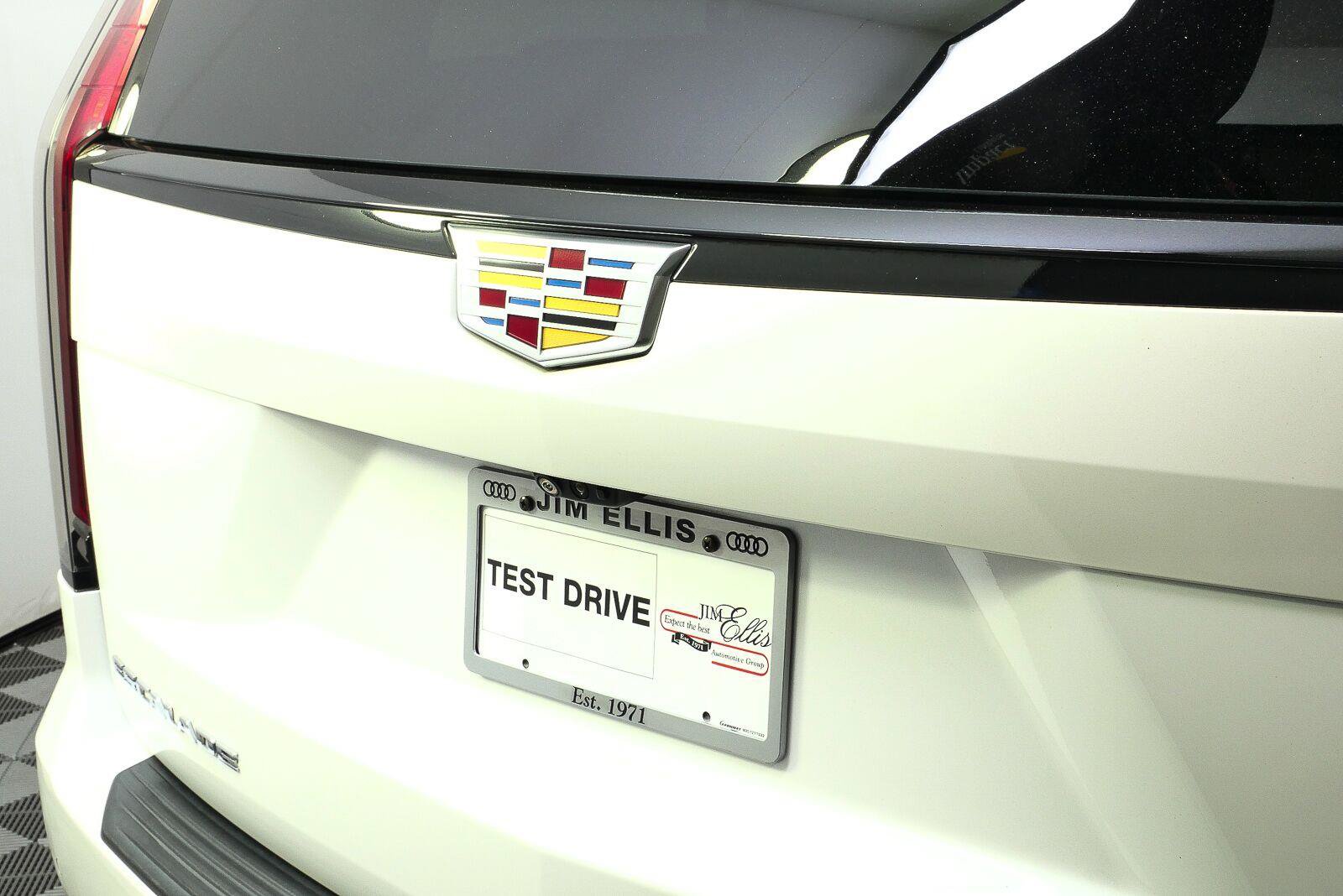 Used 2021 Cadillac Escalade ESV Sport AWD/4WD image 38