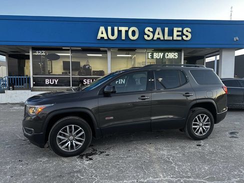 Used 2019 GMC Acadia SLE w/ Driver Alert Package I image 2