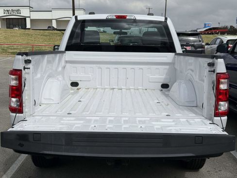 Used 2021 Ford F150 XL w/ Trailer Tow Package image 5