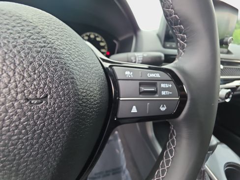 Used 2025 Honda Civic Sport image 18