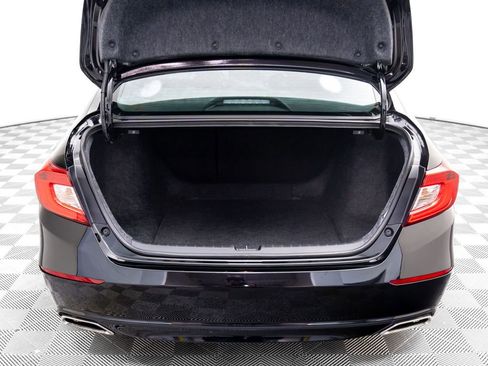 Used 2021 Honda Accord Sport image 30