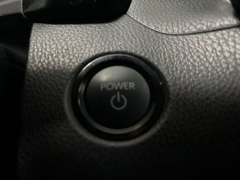 Used 2025 Toyota Camry SE FWD image 17