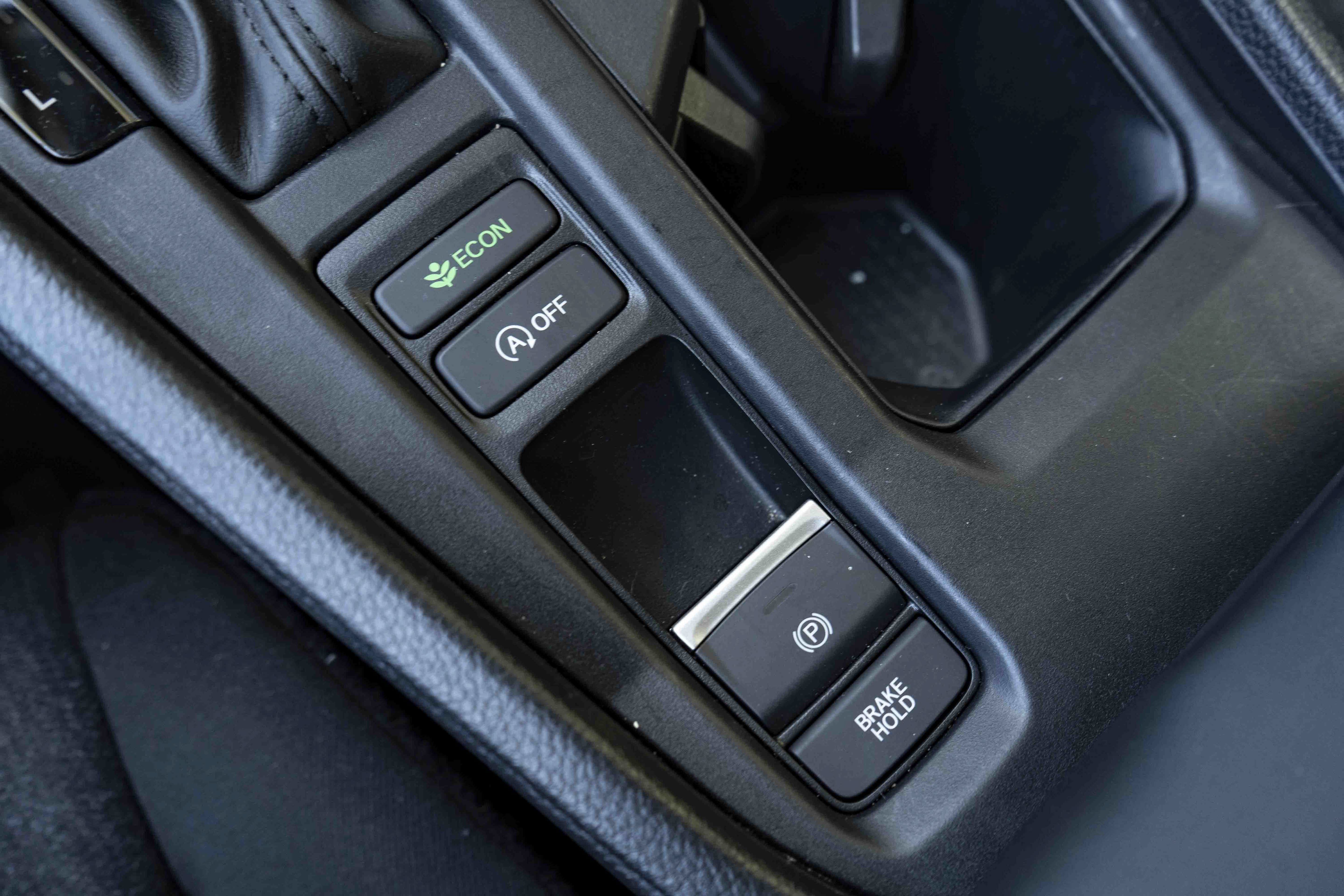 Certified 2025 Honda Accord LX image 28