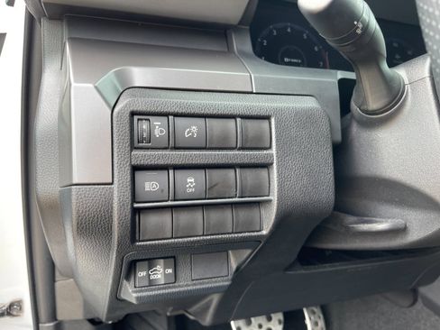 Used 2024 Toyota Tacoma TRD Sport AWD/4WD image 29