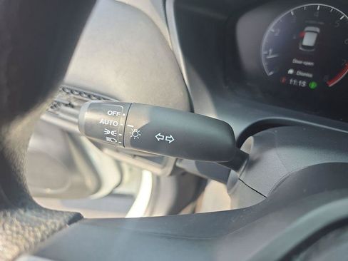 Used 2024 Honda HR-V LX image 14