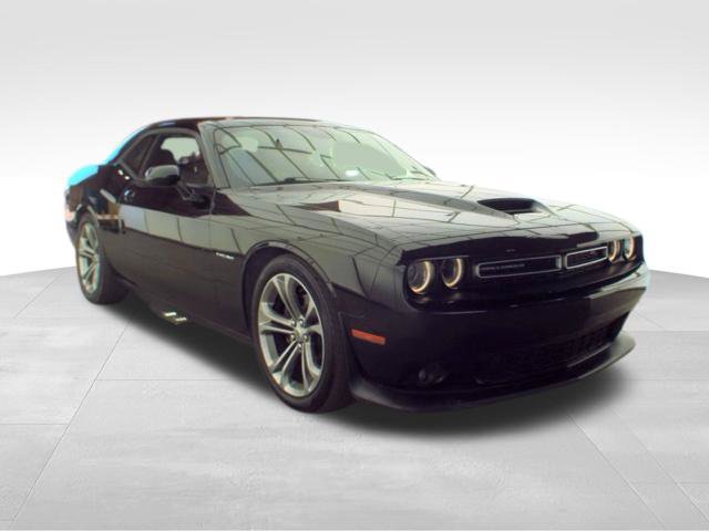 Used 2020 Dodge Challenger R/T RWD image 2