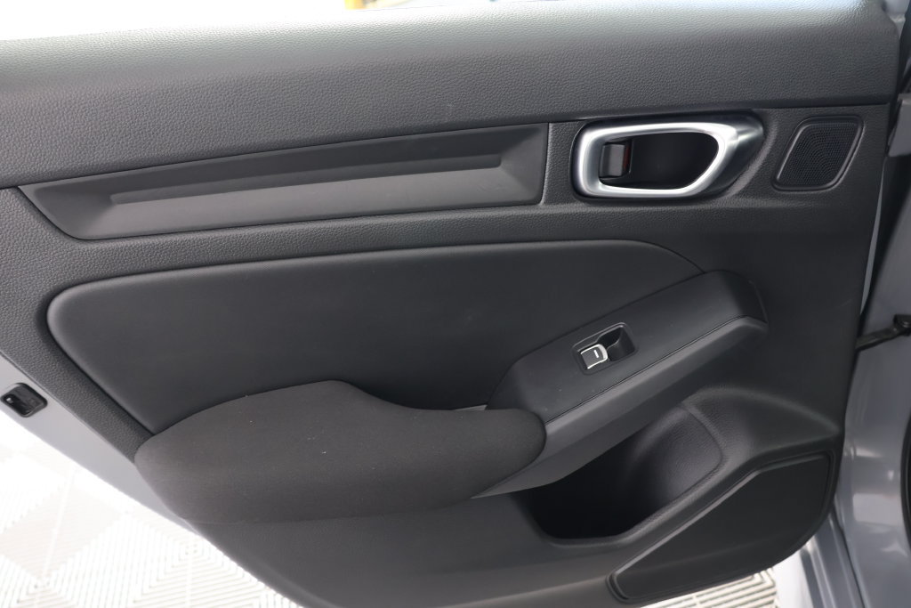 Used 2025 Honda Civic Sport image 26