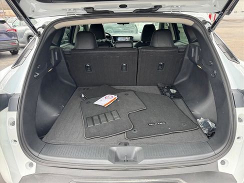 Used 2025 Nissan Murano SV FWD image 18