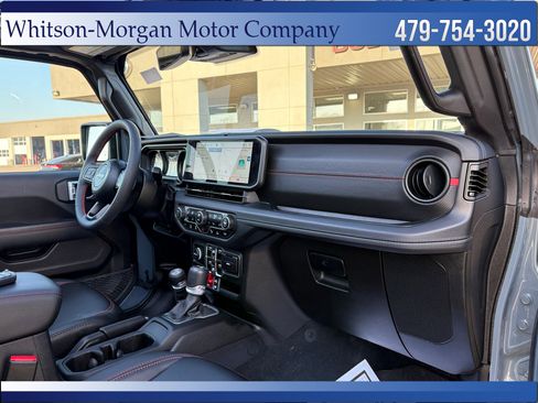 Used 2024 Jeep Wrangler Unlimited Rubicon image 15