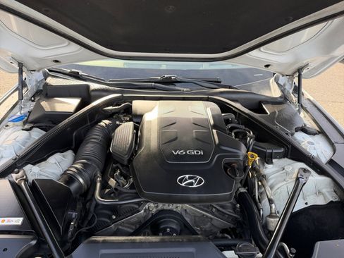 Used 2015 Hyundai Genesis 3.8 w/ Option Group 04 image 21