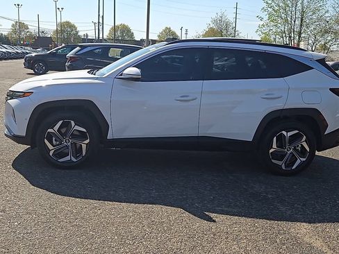 Certified 2023 Hyundai Tucson Limited AWD/4WD image 5