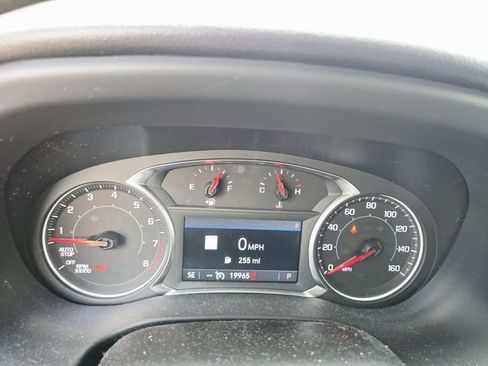 Used 2023 GMC Acadia SLT w/ Elevation Edition FWD image 19