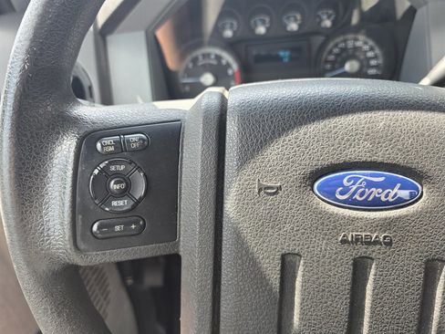 Used 2015 Ford F250 XL RWD image 24