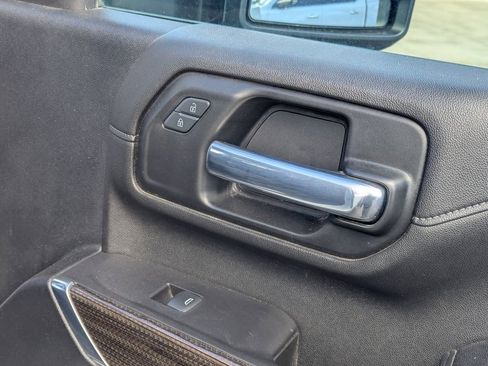 Used 2021 Chevrolet Silverado 2500 LT w/ Fleet Comfort Package image 34