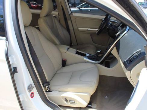 Used 2015 Volvo XC60 T6 Premier Plus AWD/4WD image 22