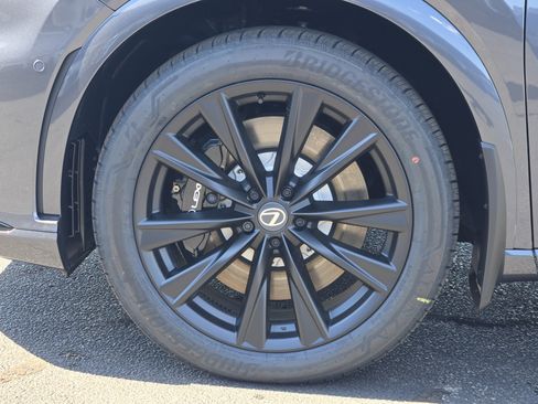 New 2026 Lexus RX 500h F Sport w/ Convenience Package image 9