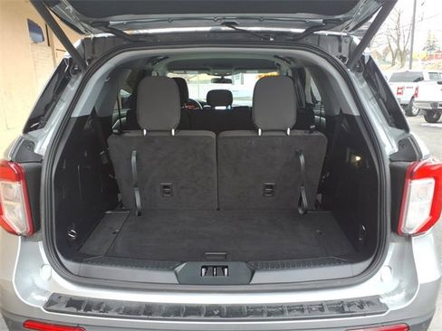 Used 2023 Ford Explorer XLT w/ Class IV Trailer Tow Package image 15