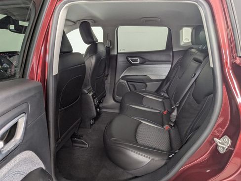 Used 2022 Jeep Compass Latitude FWD image 23
