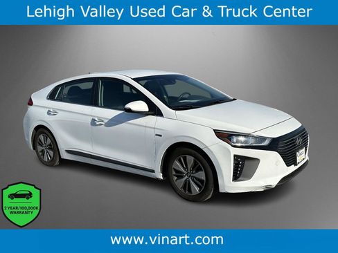 Used 2019 Hyundai Ioniq Limited FWD image 1