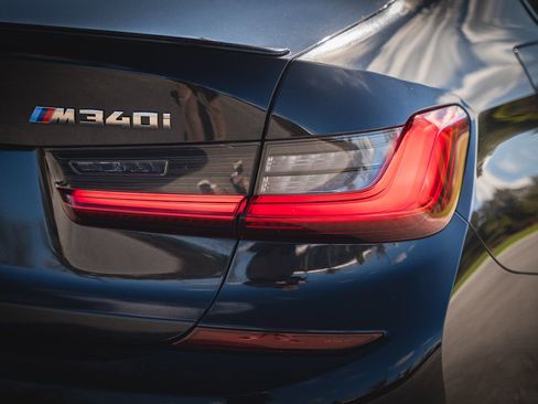 Used 2021 BMW M340i w/ Premium Package image 23