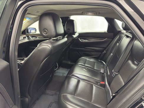 Used 2019 Cadillac XTS Luxury image 25