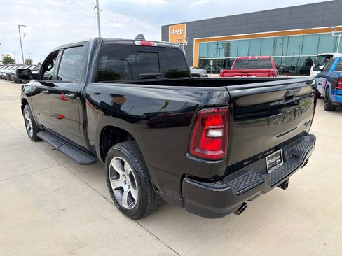 Used 2025 RAM 1500 Tradesman AWD/4WD image 3