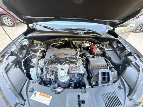 New 2026 Honda HR-V LX image 18