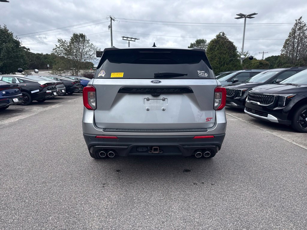Used 2024 Ford Explorer ST w/ Equipment Group 401A AWD/4WD image 4