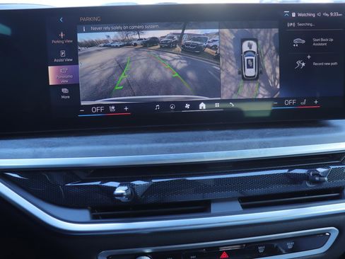 Used 2024 BMW X5 xDrive40i w/ Premium Package image 35