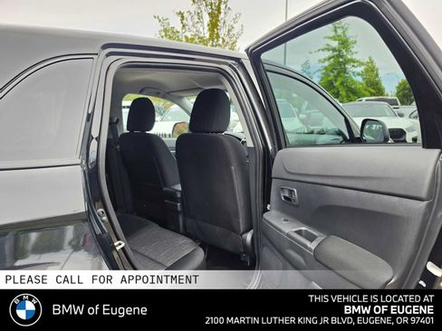 Used 2025 Mitsubishi Outlander Sport LE AWD/4WD image 14