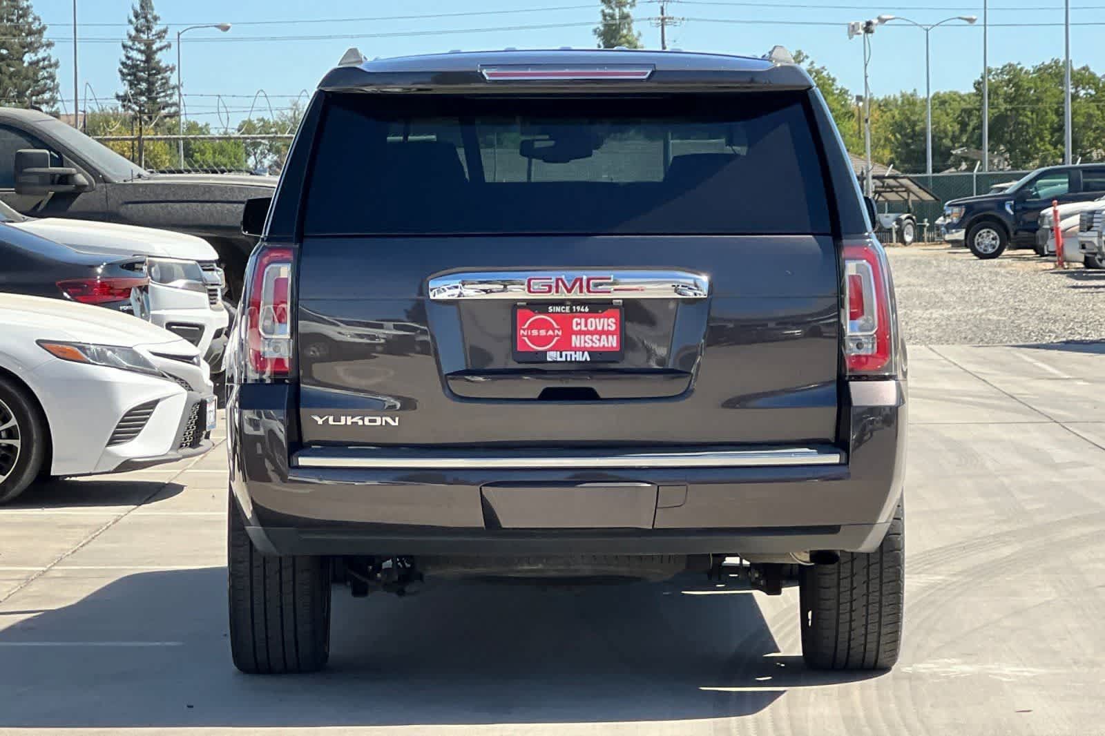 Used 2017 GMC Yukon Denali w/ Open Road Package RWD image 8