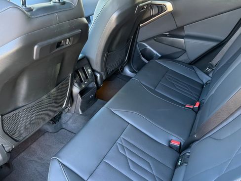 Used 2025 BMW X3 xDrive30i w/ Convenience Package image 15