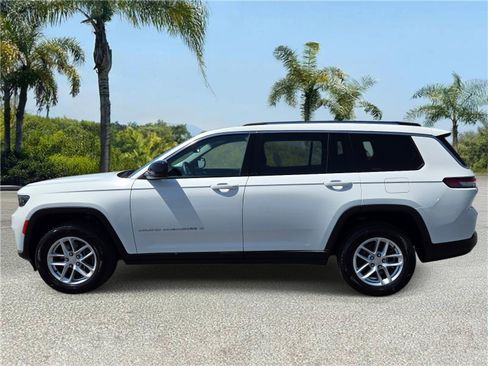 Certified 2023 Jeep Grand Cherokee L Laredo w/ Luxury Tech Group I RWD image 2