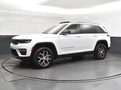 Used 2025 Jeep Grand Cherokee Limited w/ Luxury Tech Group II