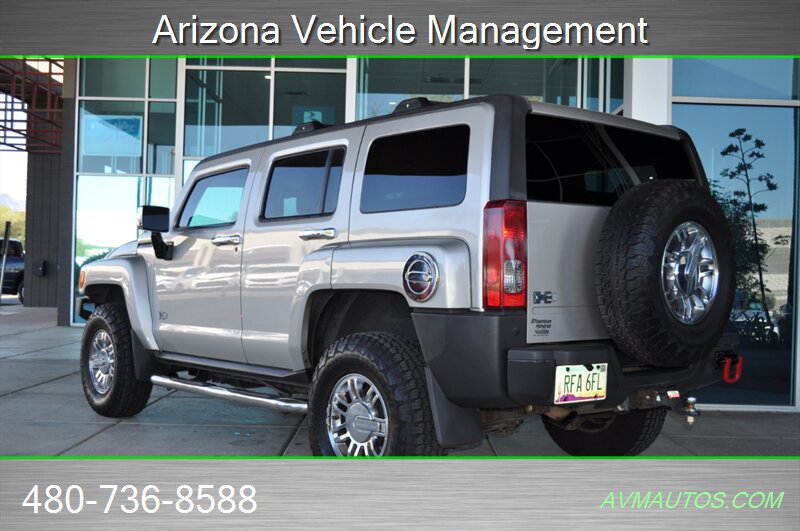 Used 2008 HUMMER H3 Alpha AWD/4WD image 16