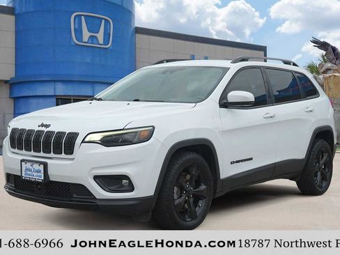 Used 2021 Jeep Cherokee Latitude Plus FWD image 1
