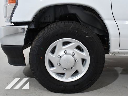 New 2026 Ford E-350 and Econoline 350 Super Duty w/ Power Equipment Group image 23