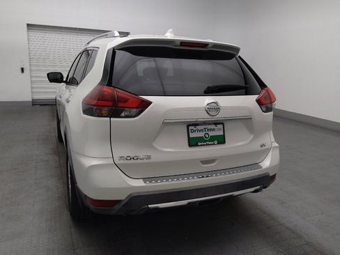 Used 2018 Nissan Rogue SV w/ Premium Package FWD image 6