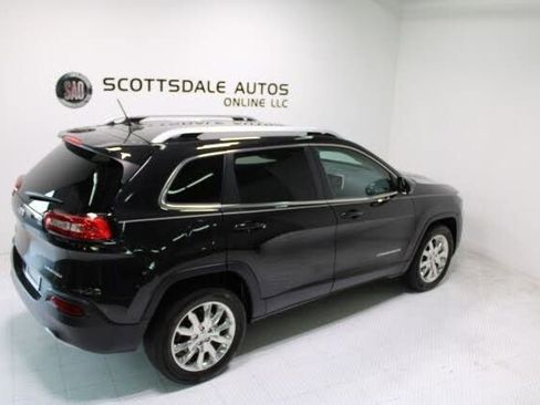 Used 2014 Jeep Cherokee Limited image 16