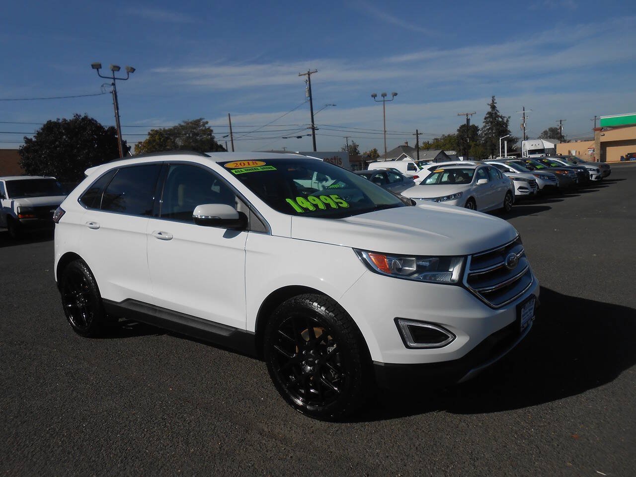 Used 2018 Ford Edge SEL w/ Equipment Group 201A AWD/4WD image 3