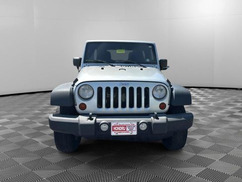 Used 2012 Jeep Wrangler Unlimited Sport AWD/4WD image 7