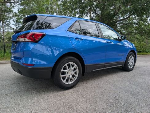 Used 2024 Chevrolet Equinox LS w/ LS Convenience Package FWD image 9