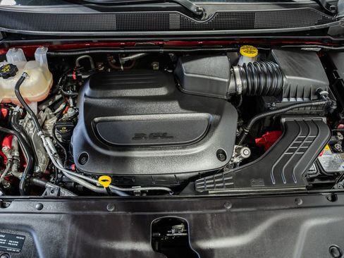 Certified 2025 Chrysler Pacifica Select image 22