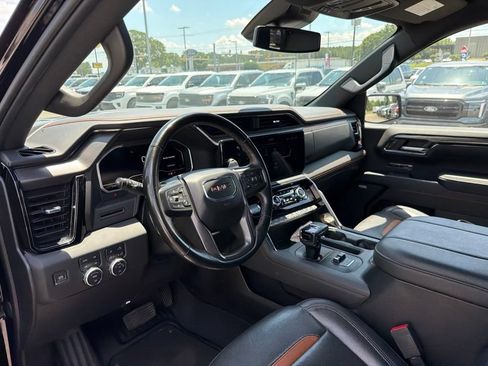 Used 2023 GMC Sierra 1500 AT4 AWD/4WD image 9