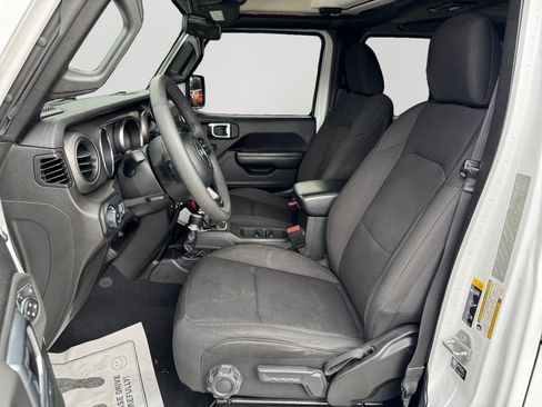 Used 2023 Jeep Gladiator Sport image 24